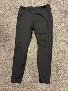 Women’s Black Active Leggings with side pockets
